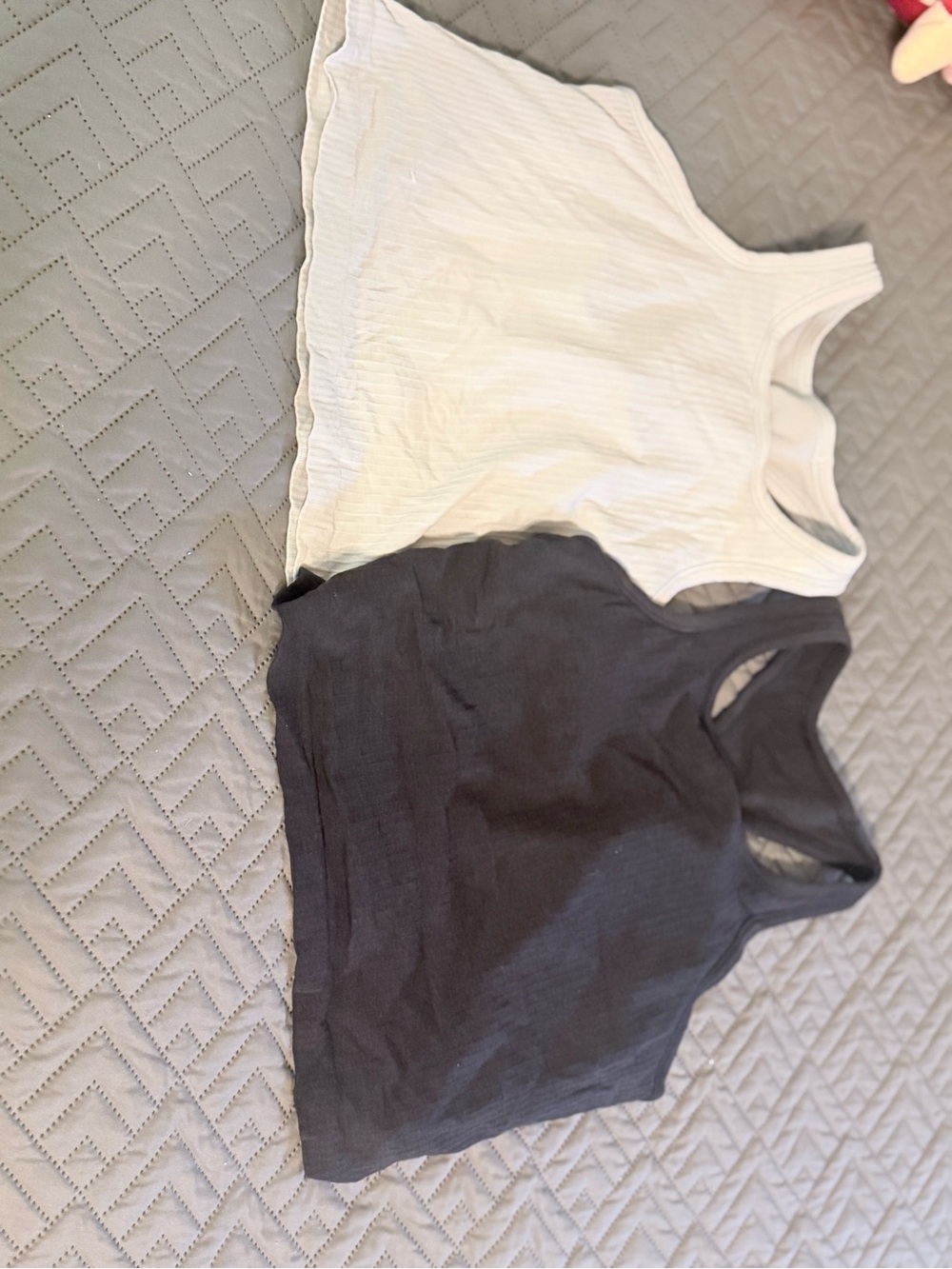 Ribbed Tank Top Duo - Black & White